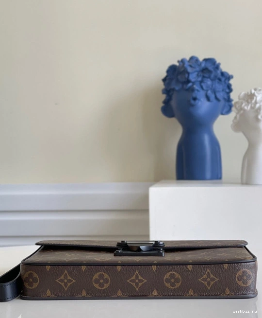 WIS A4 POUCH VUITTON S LOCK LOUIS 1121